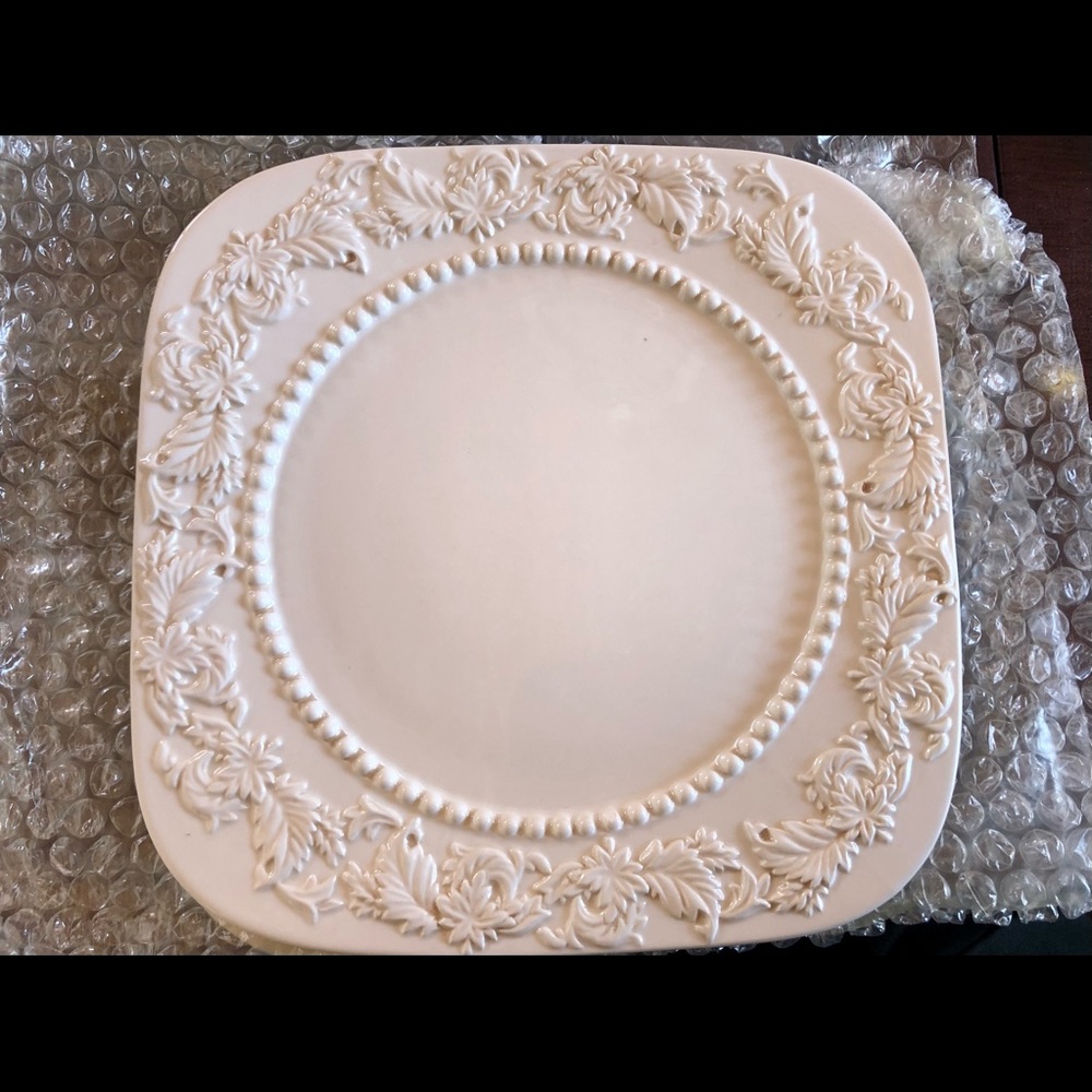 Roscher &Co Hera Collection plates and bowls